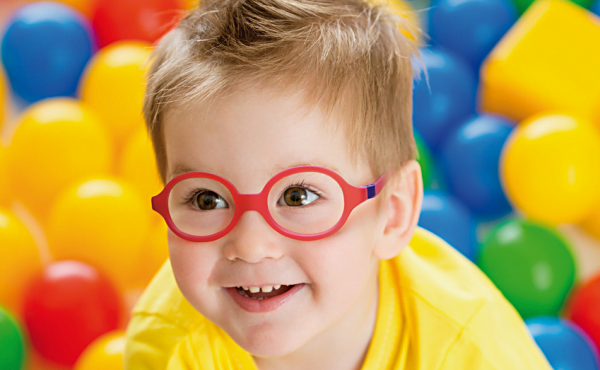 Warning Signs of Vision Problems in Infants & Children